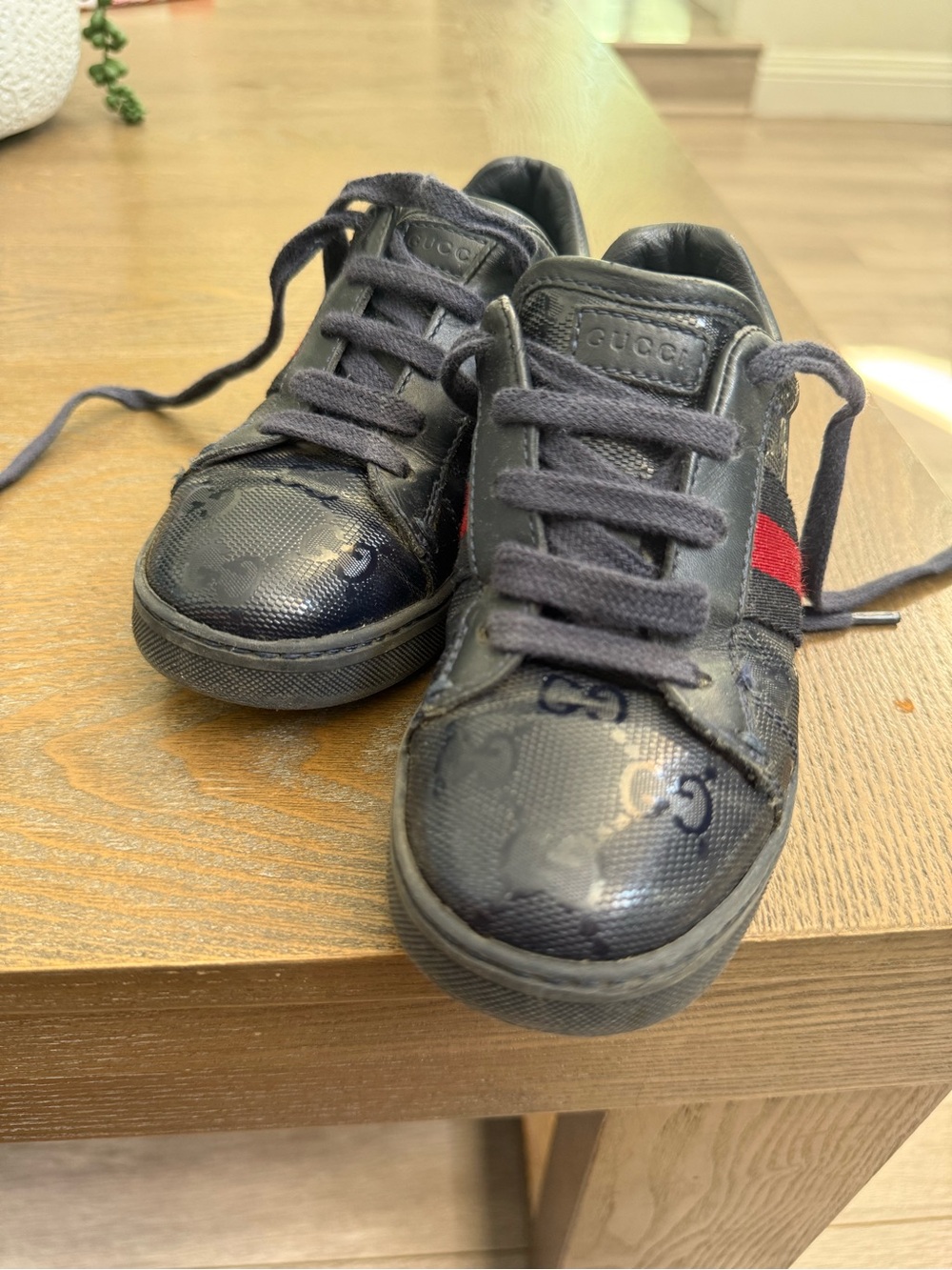 Gucci Kids Black Leather Sneakers with Red Stripe Accent